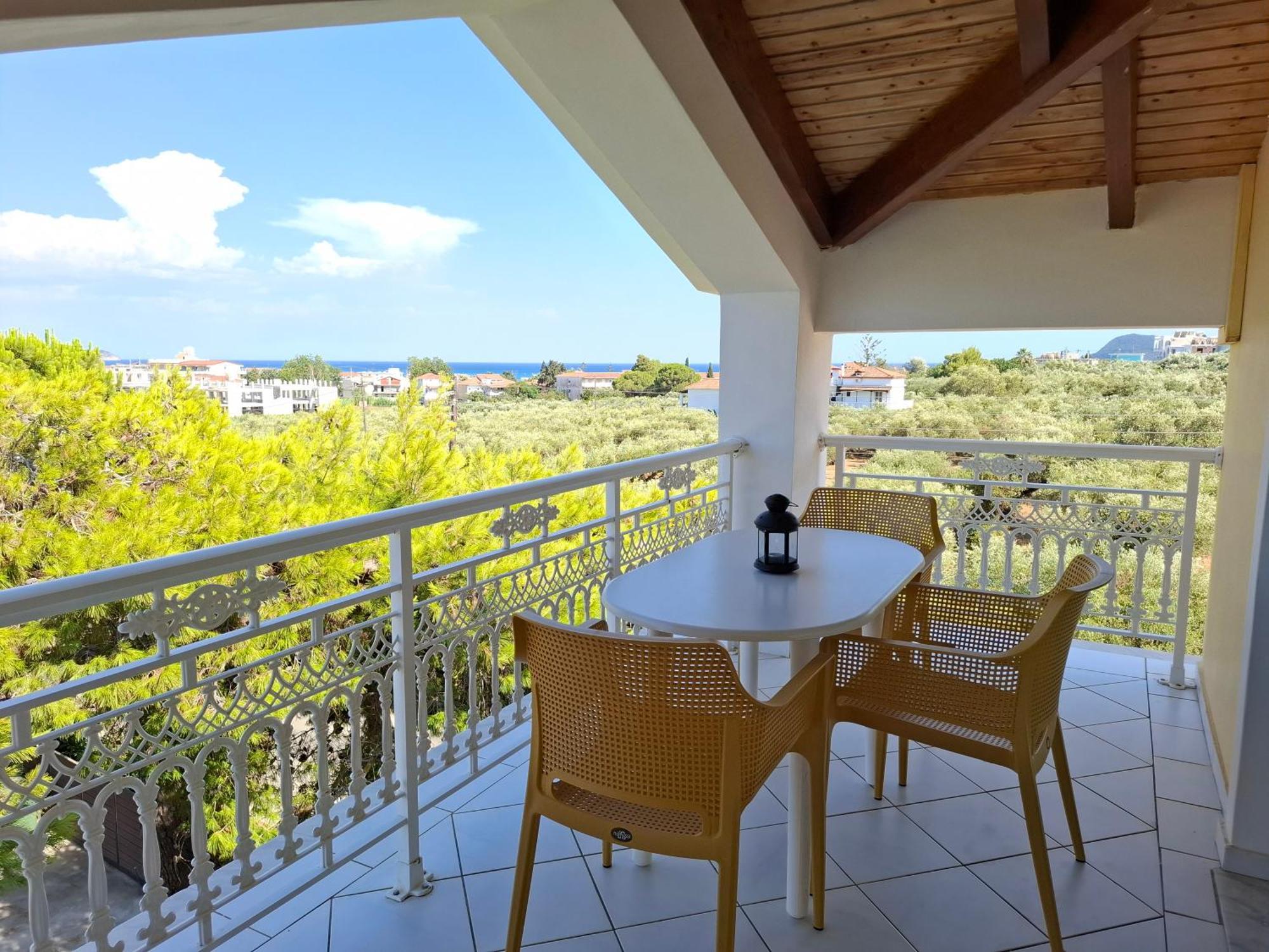 Hotel apartamentowy Sunflower & 3*