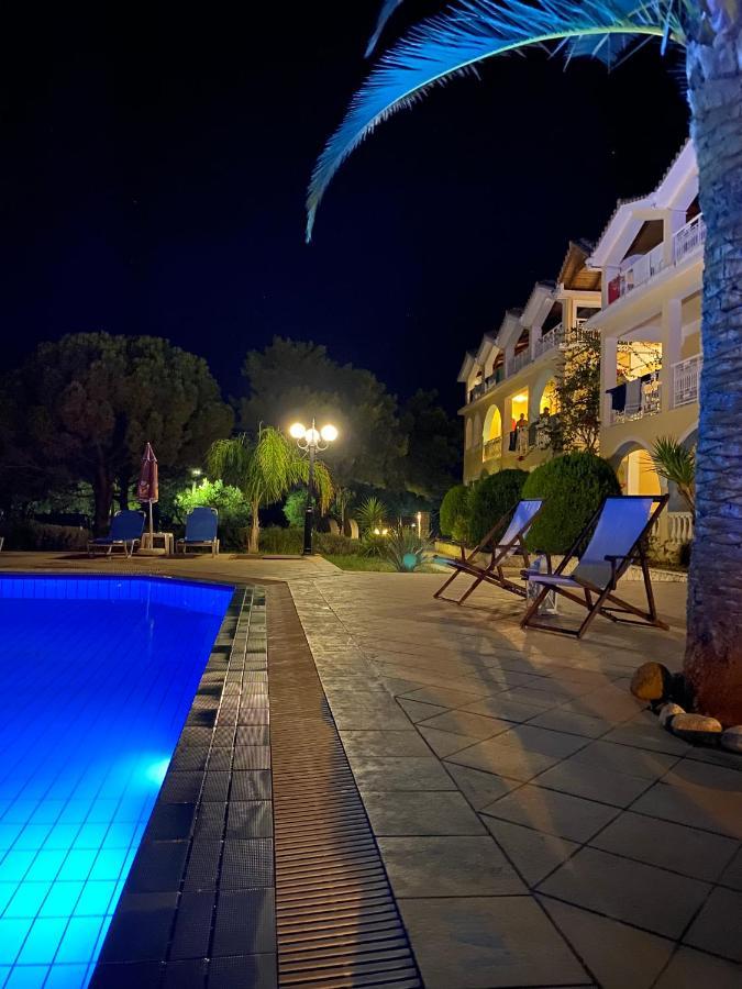 Apart Otel Sunflower & 3*