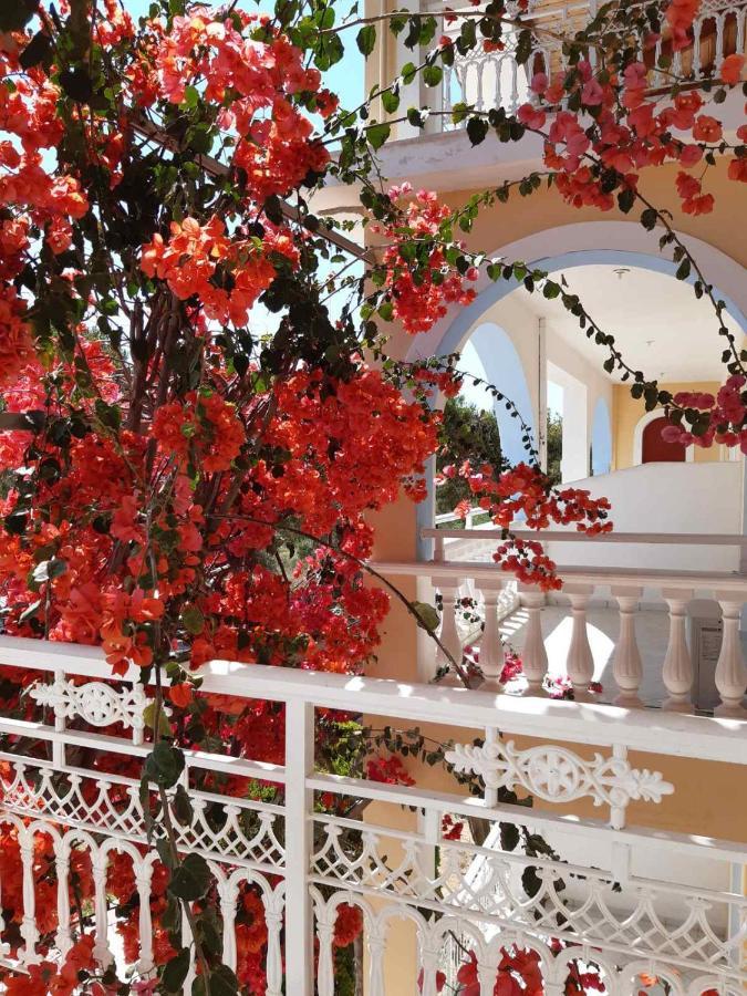 Sunflower & Apart Otel 3*